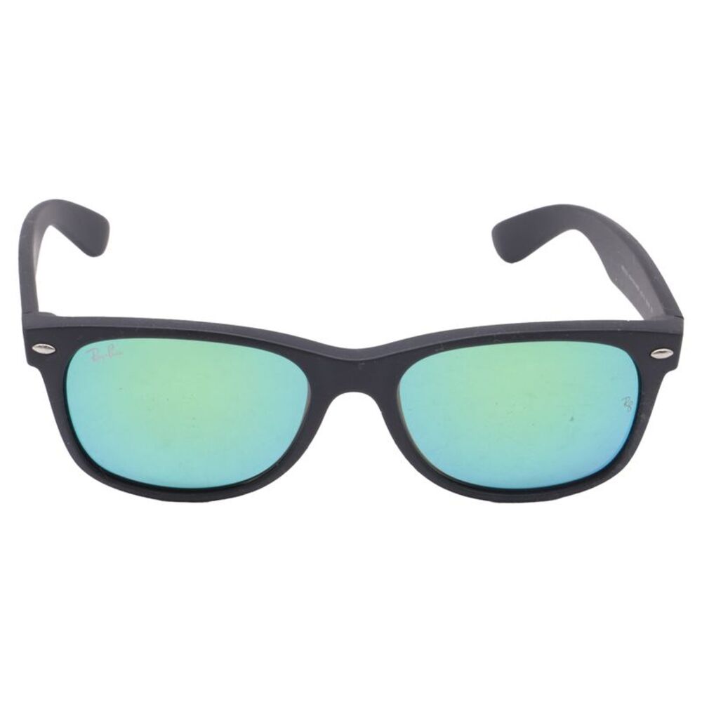 Ray Ban New Wayfarer Sunglasses in Black Rubber